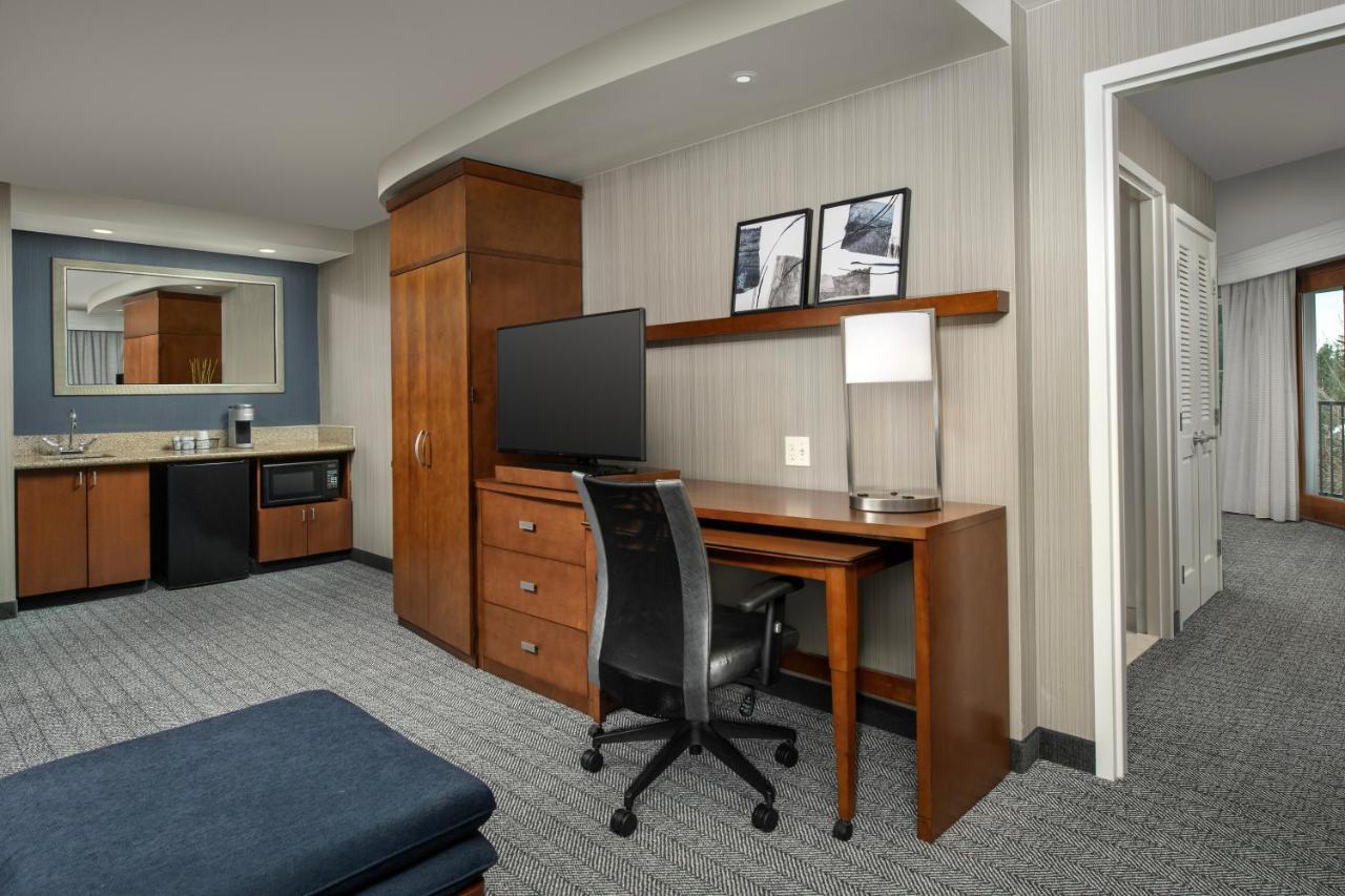 Hotel Courtyard By Marriott Seattle Kirkland Exterior foto