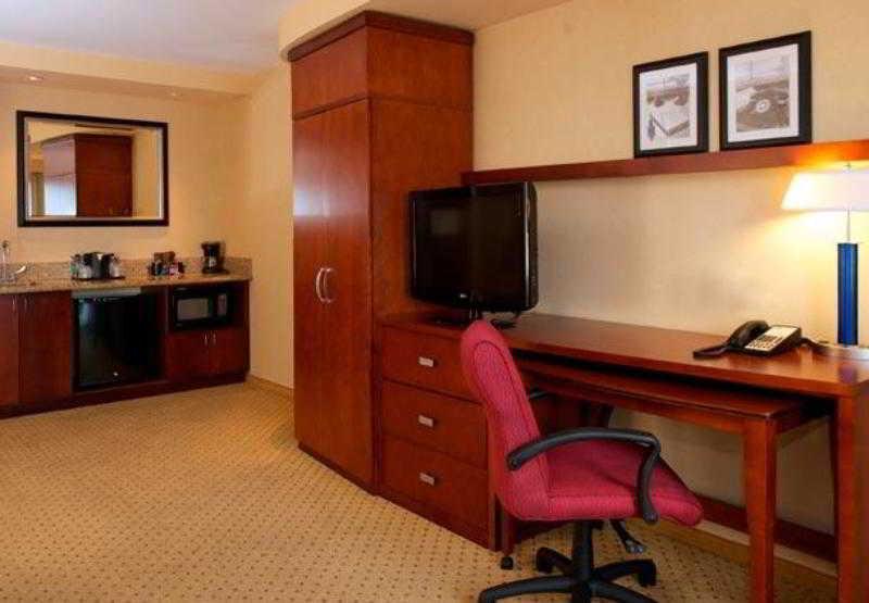 Hotel Courtyard By Marriott Seattle Kirkland Habitación foto
