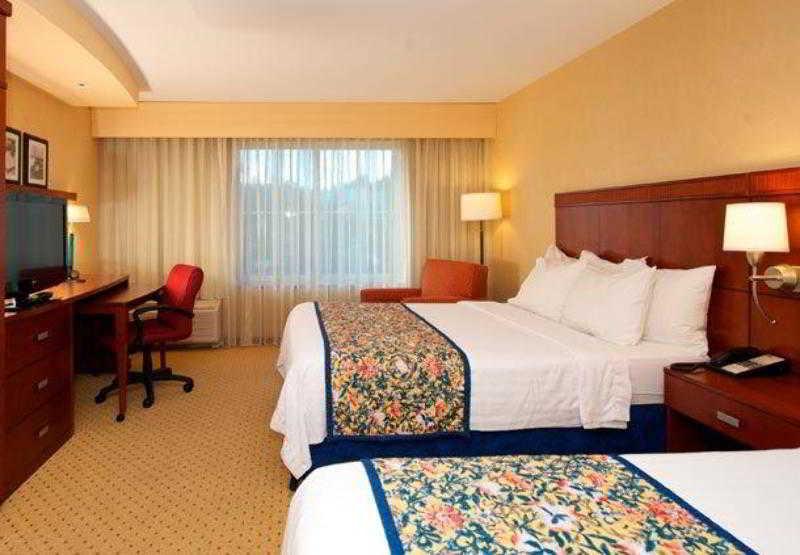 Hotel Courtyard By Marriott Seattle Kirkland Habitación foto
